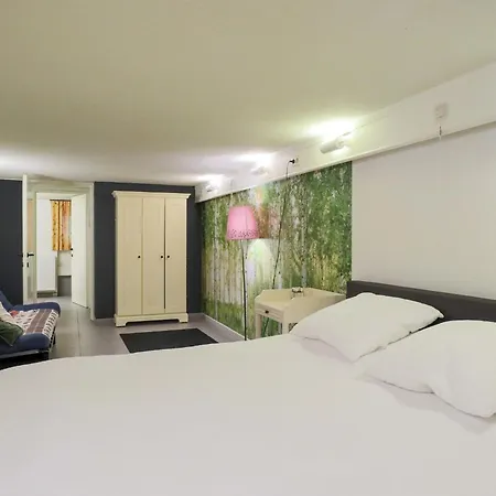 Rendeux With Garden Villa *